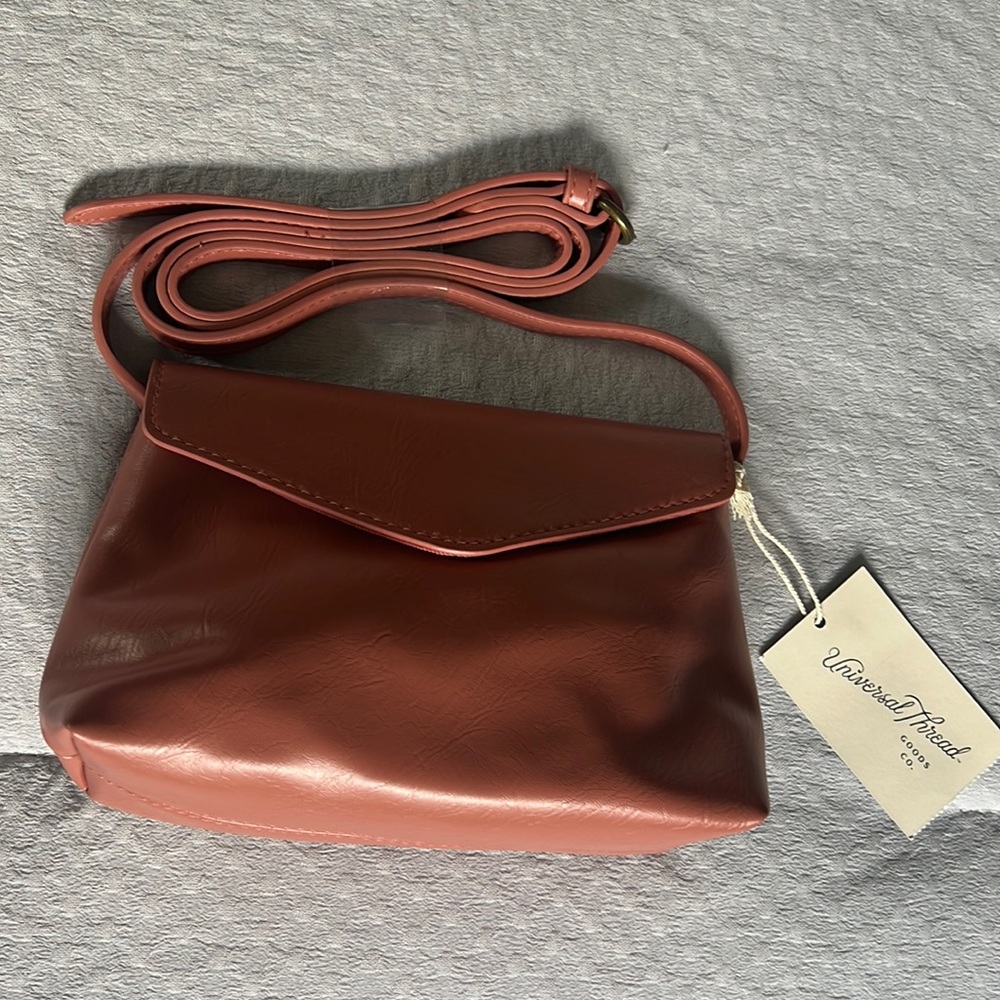 Brand new pink purse